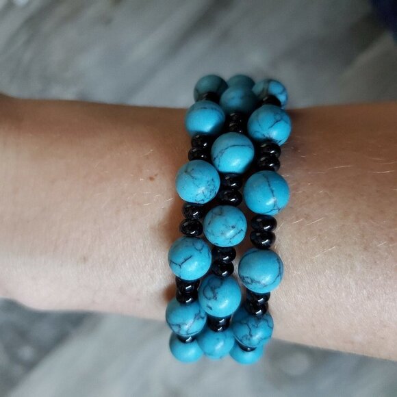 Faux‎ Turquoise Wrap Costume Jewelry Bracelet - Picture 4 of 4